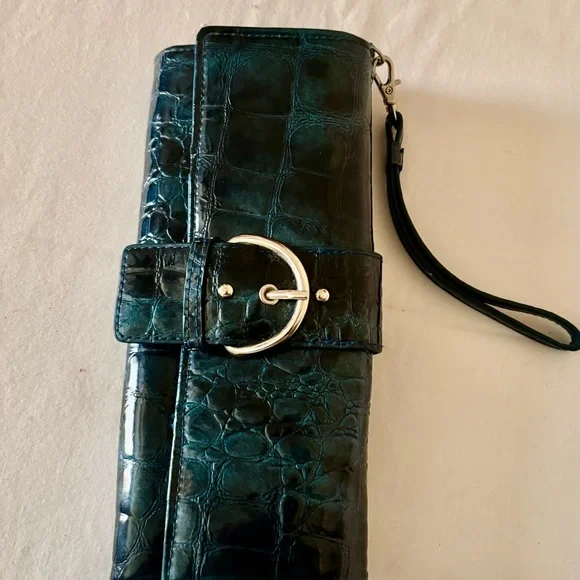 Kelly & Katie Blue Crocodile-embossed Style Wallet with Silver-tone buckle - Picture 9 of 10